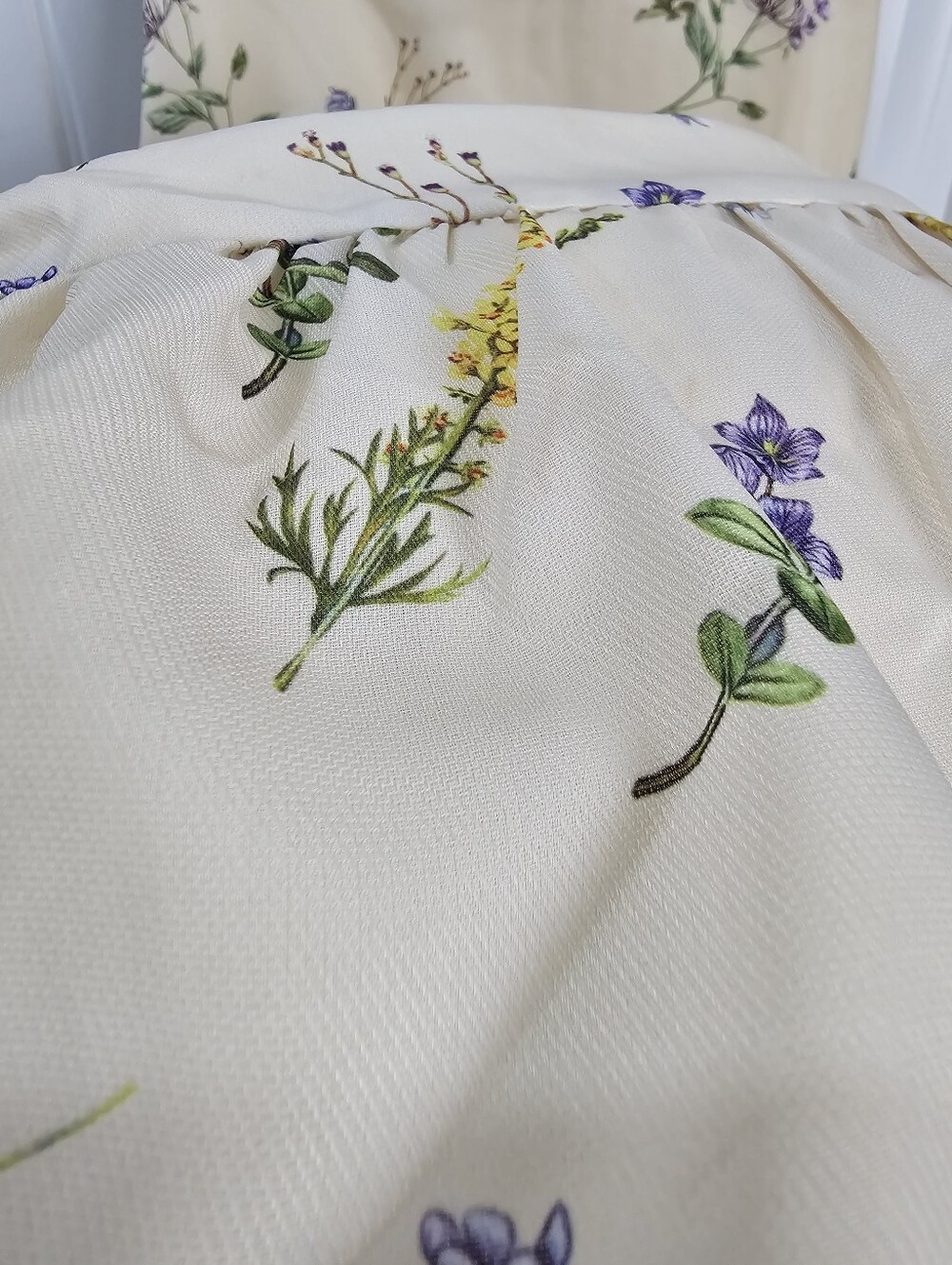 Showpo MONACO SWEETHEART MIDI DRESS IN BOTANICAL FLORAL Cream size 2 - Picture 8 of 11